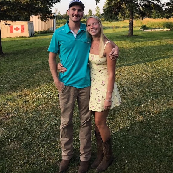 Meet your Posher, Kristen - Picture 1 of 1